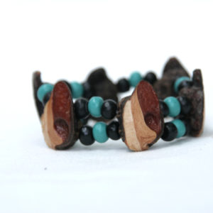 beaded, elastic bracelet with blue and black beads